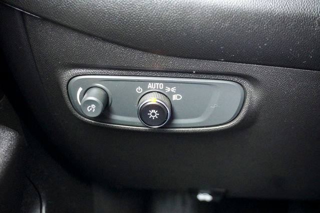 Used 2023 Chevrolet Equinox LS image 24