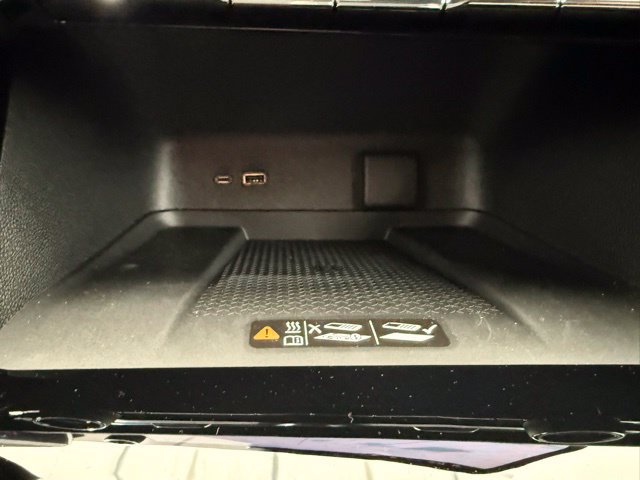 New 2026 Chevrolet Traverse Z71 w/ Enhanced Driving Package AWD/4WD image 44