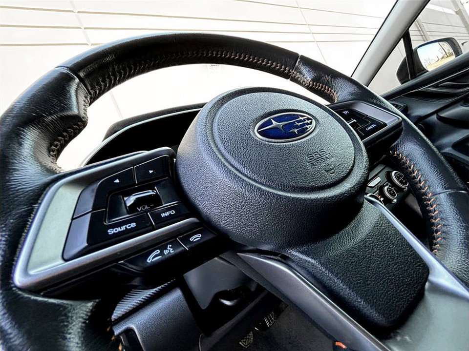Used 2021 Subaru Crosstrek 2.0i Premium image 11