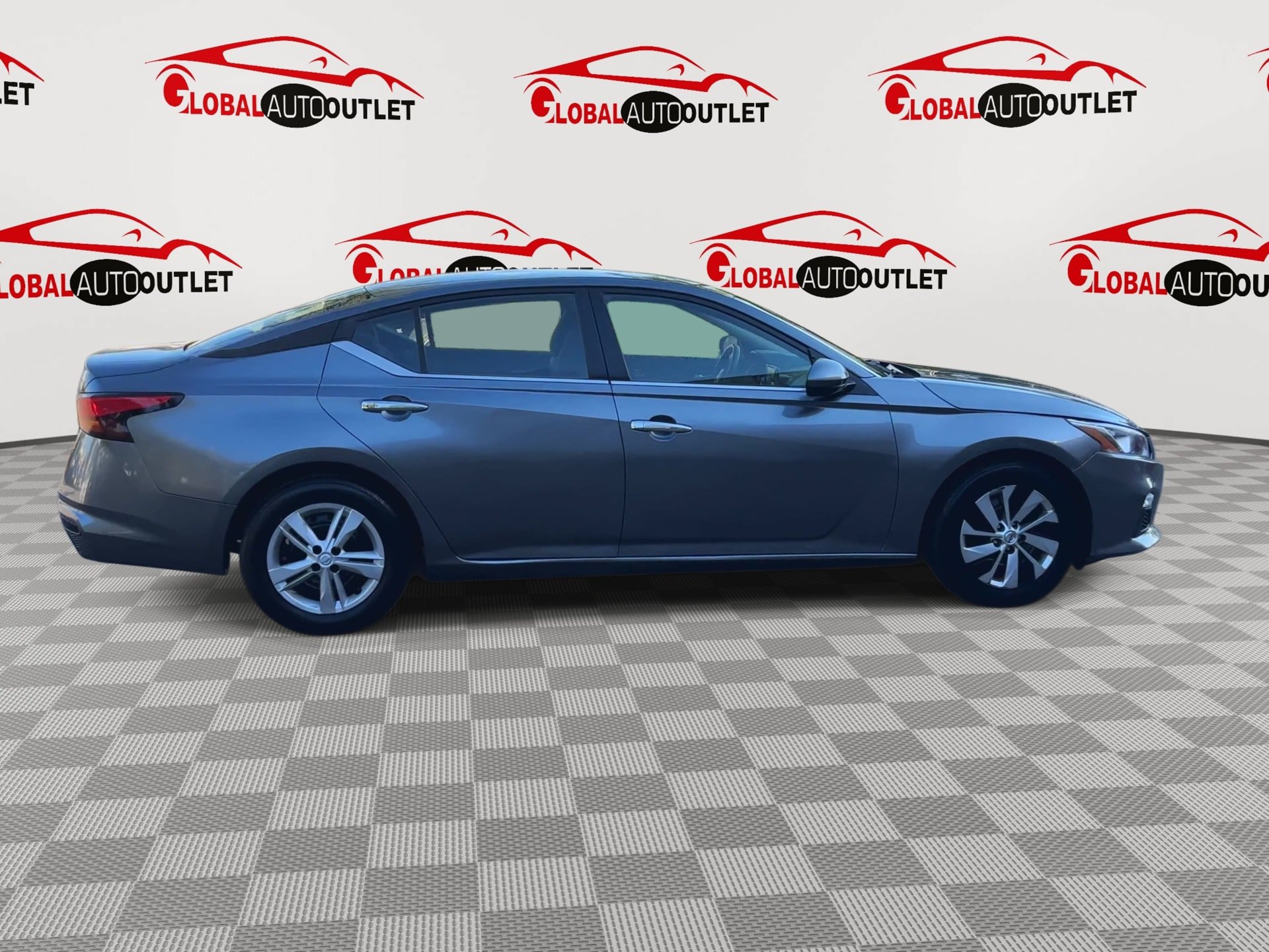 Used 2022 Nissan Altima 2.5 S FWD image 9