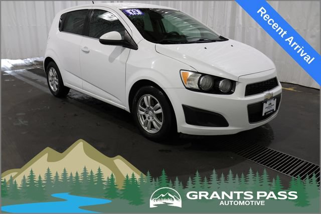 Used 2013 Chevrolet Sonic LT FWD image 1