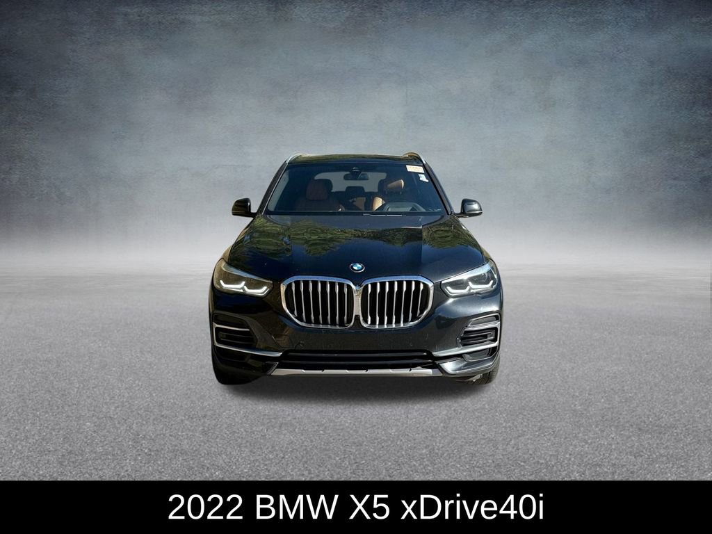 Used 2022 BMW X5 xDrive40i w/ Premium Package image 3