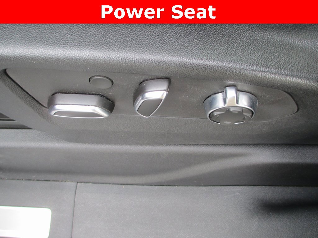 Certified 2023 GMC Yukon XL Denali Ultimate image 30