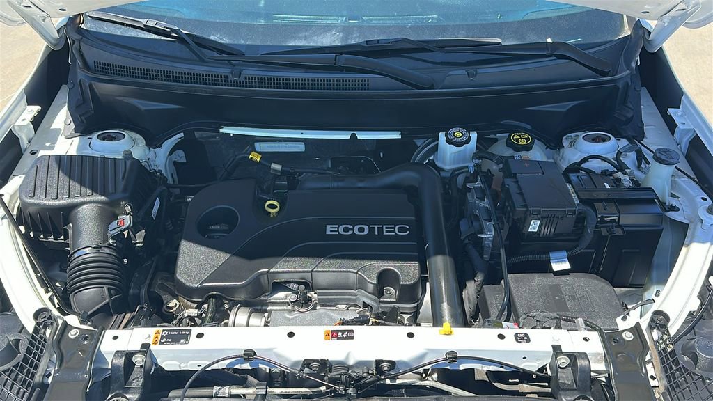 Used 2022 GMC Terrain SLT image 3