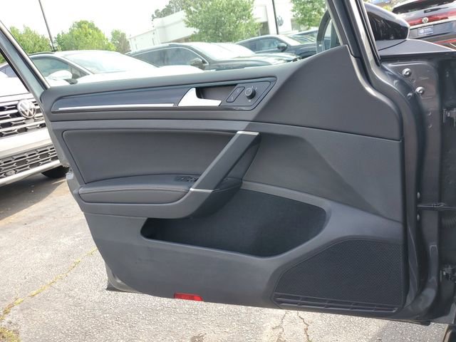Used 2019 Volkswagen Golf R 4-Door AWD/4WD image 29