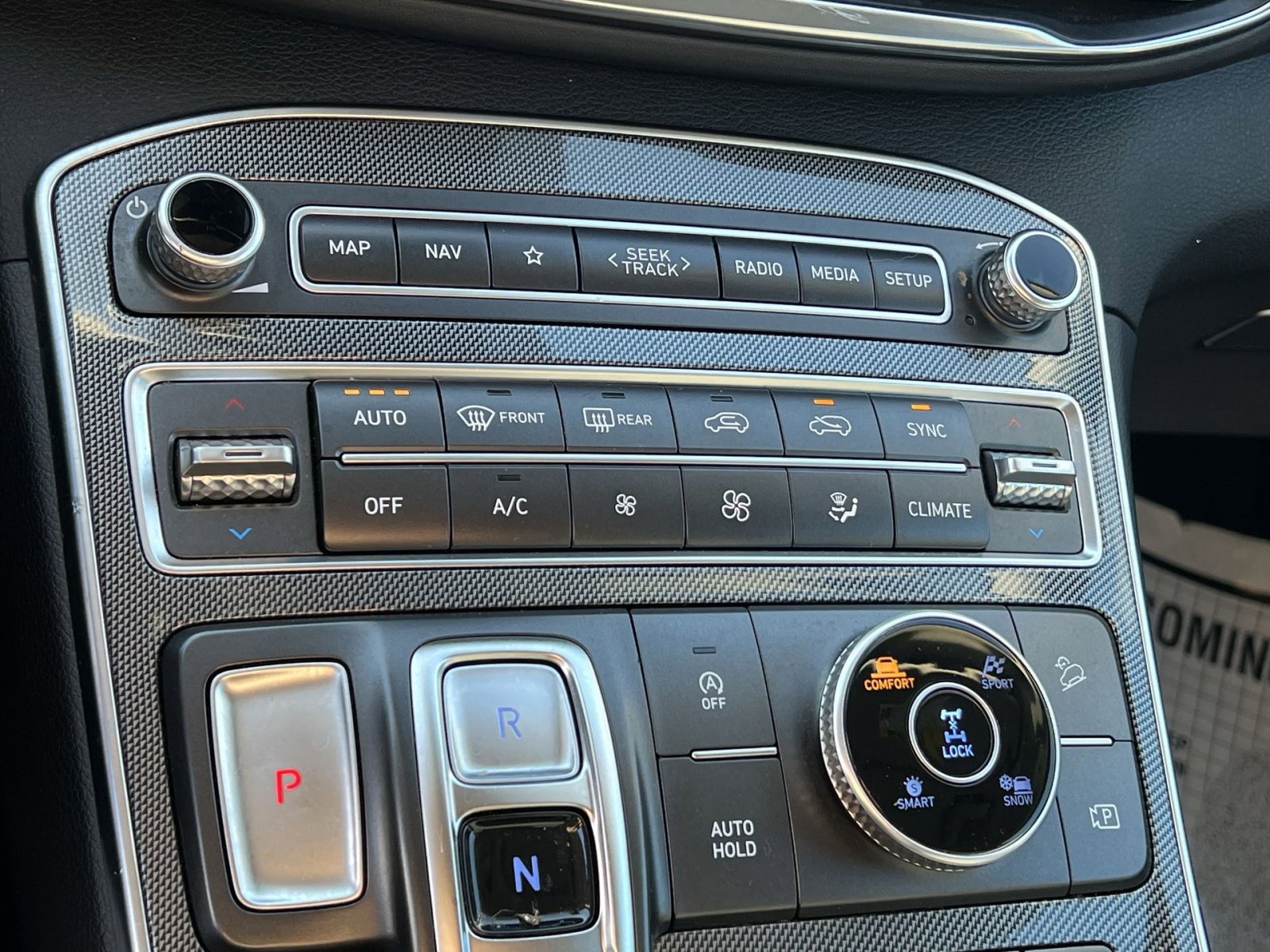 Used 2023 Hyundai Santa Fe SEL image 21