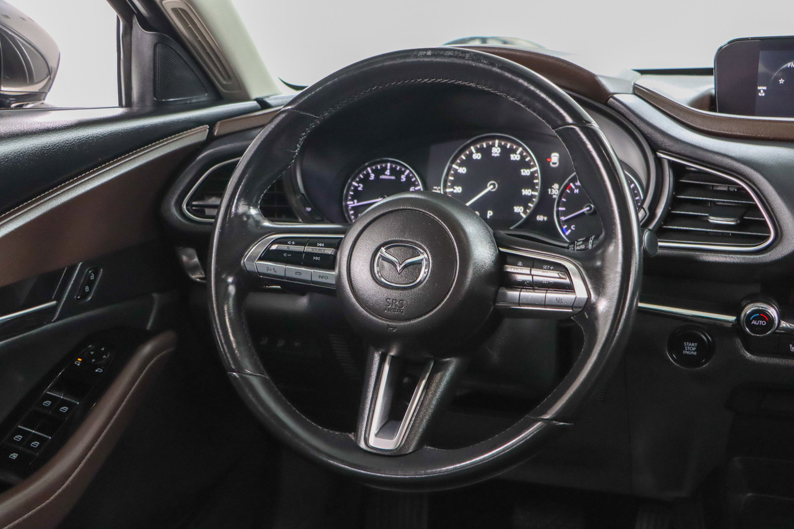 Used 2023 MAZDA CX-30 AWD image 12