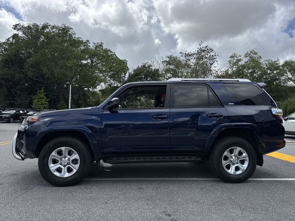 Used 2018 Toyota 4Runner SR5 image 27