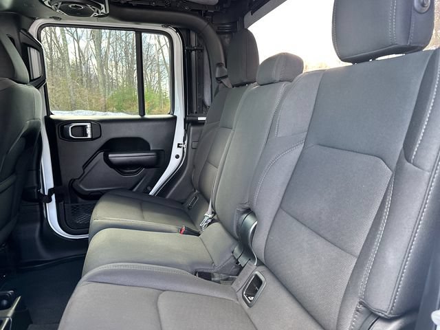 Used 2021 Jeep Gladiator Sport AWD/4WD image 17