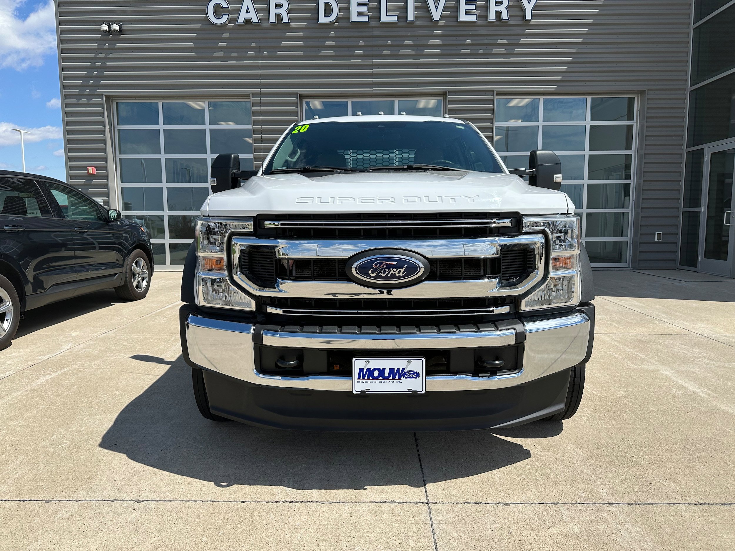 Used 2020 Ford F550 4x4 SuperCab Super Duty image 3