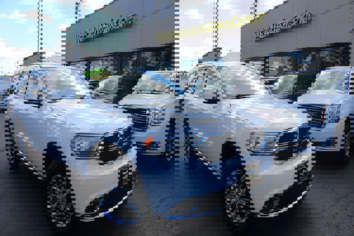 Used 2018 Dodge Durango SXT w/ 3rd Row Seating Group AWD/4WD image 36