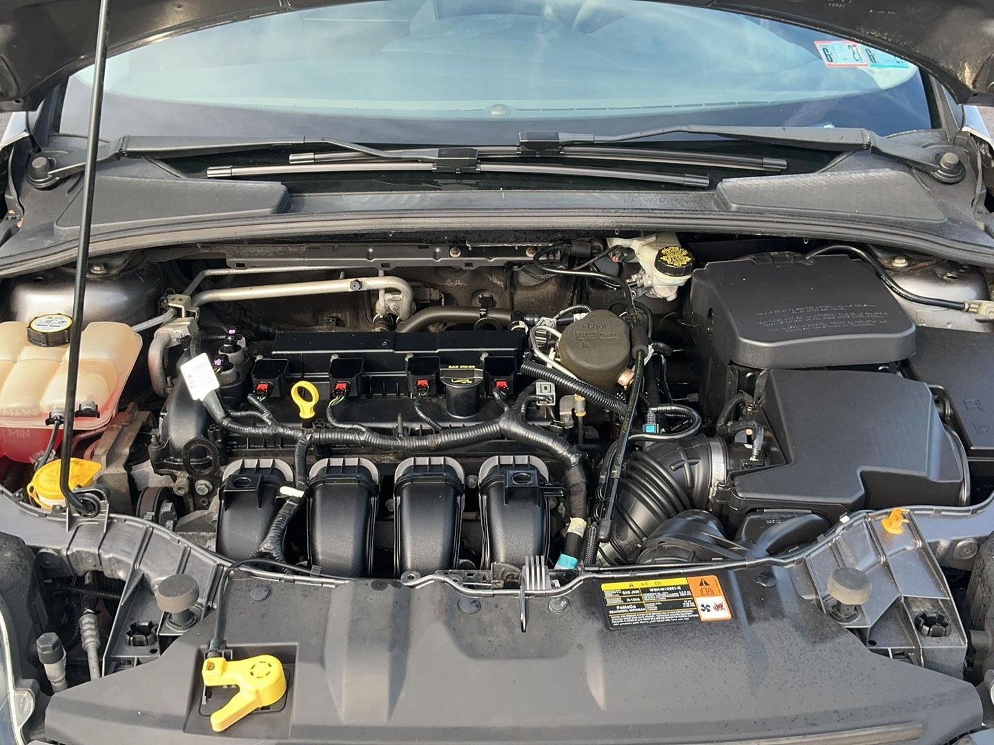 Used 2013 Ford Focus SE w/ SE Winter Pkg FWD image 34