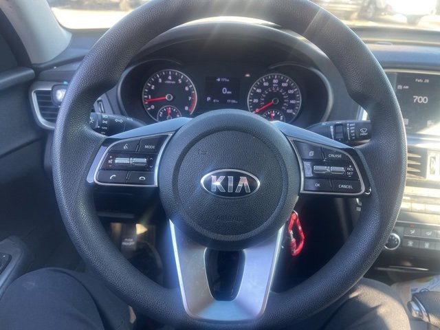 Used 2019 Kia Optima LX image 17