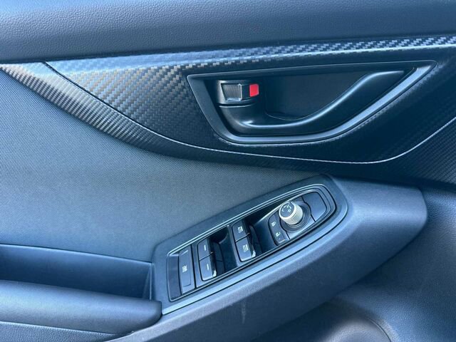 Used 2023 Subaru Crosstrek 2.0i Premium image 11