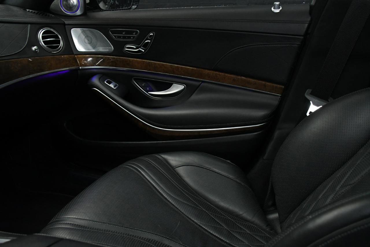 Used 2014 Mercedes-Benz S 63 AMG 4MATIC Sedan image 32