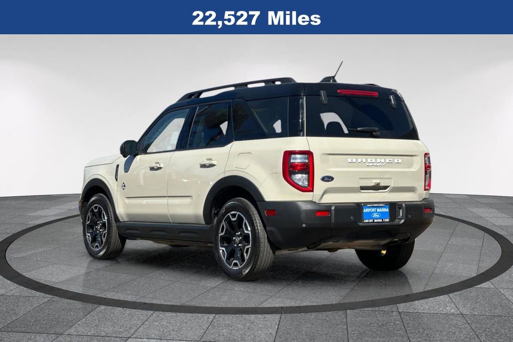 Certified 2025 Ford Bronco Sport Outer Banks w/ Outer Banks Tech Package+ image 8