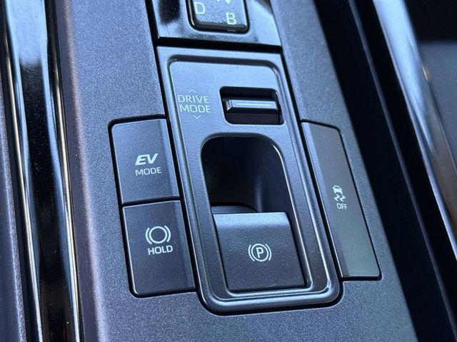 Used 2024 Toyota Prius LE image 46