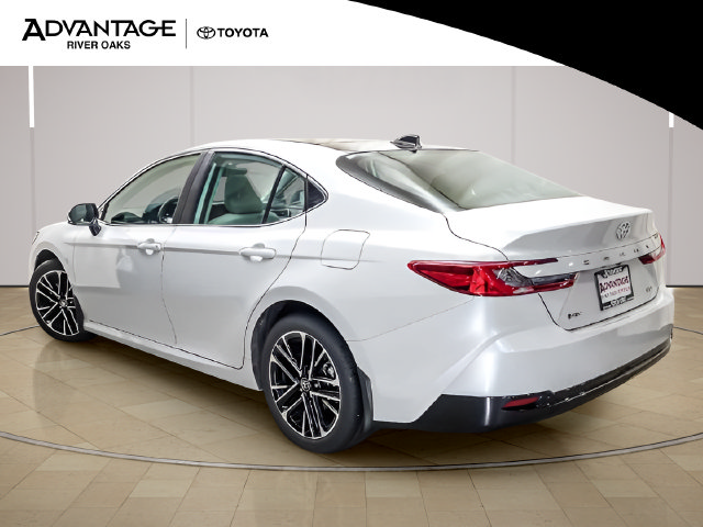 Certified 2025 Toyota Camry XLE FWD image 5