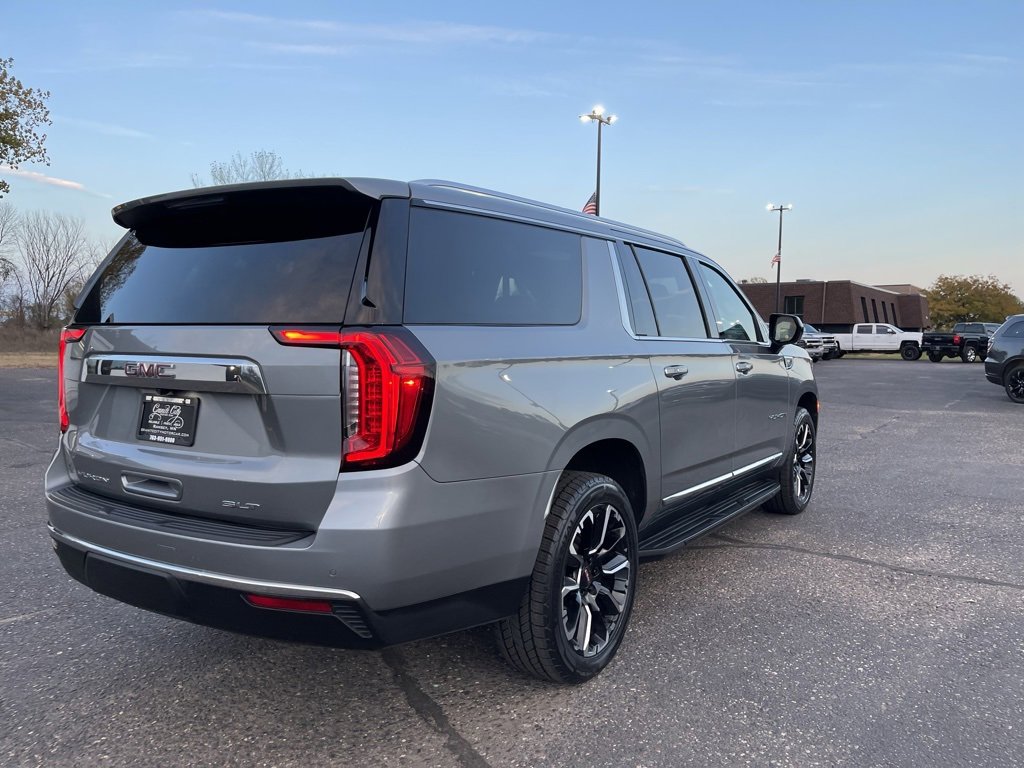 Used 2023 GMC Yukon XL SLT image 5