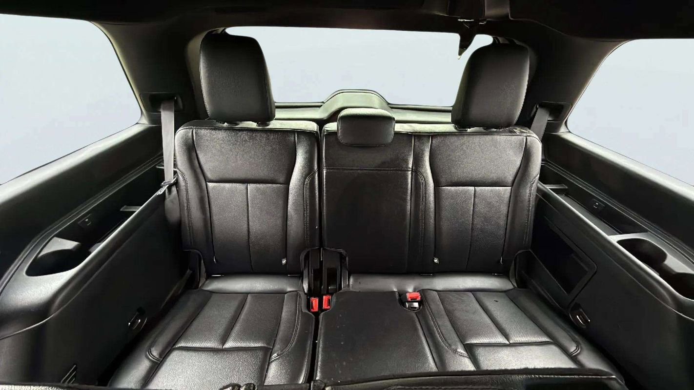Used 2020 Ford Expedition XLT w/ Equipment Group 202A image 16