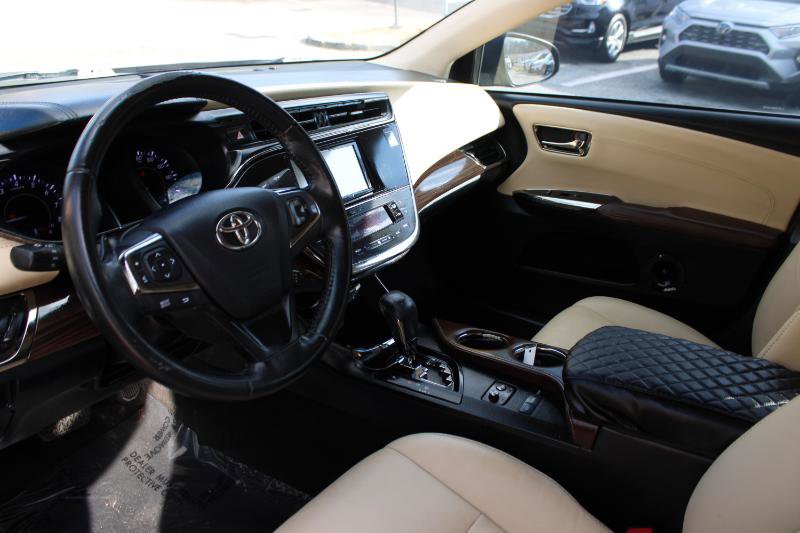 Used 2015 Toyota Avalon XLE FWD image 10