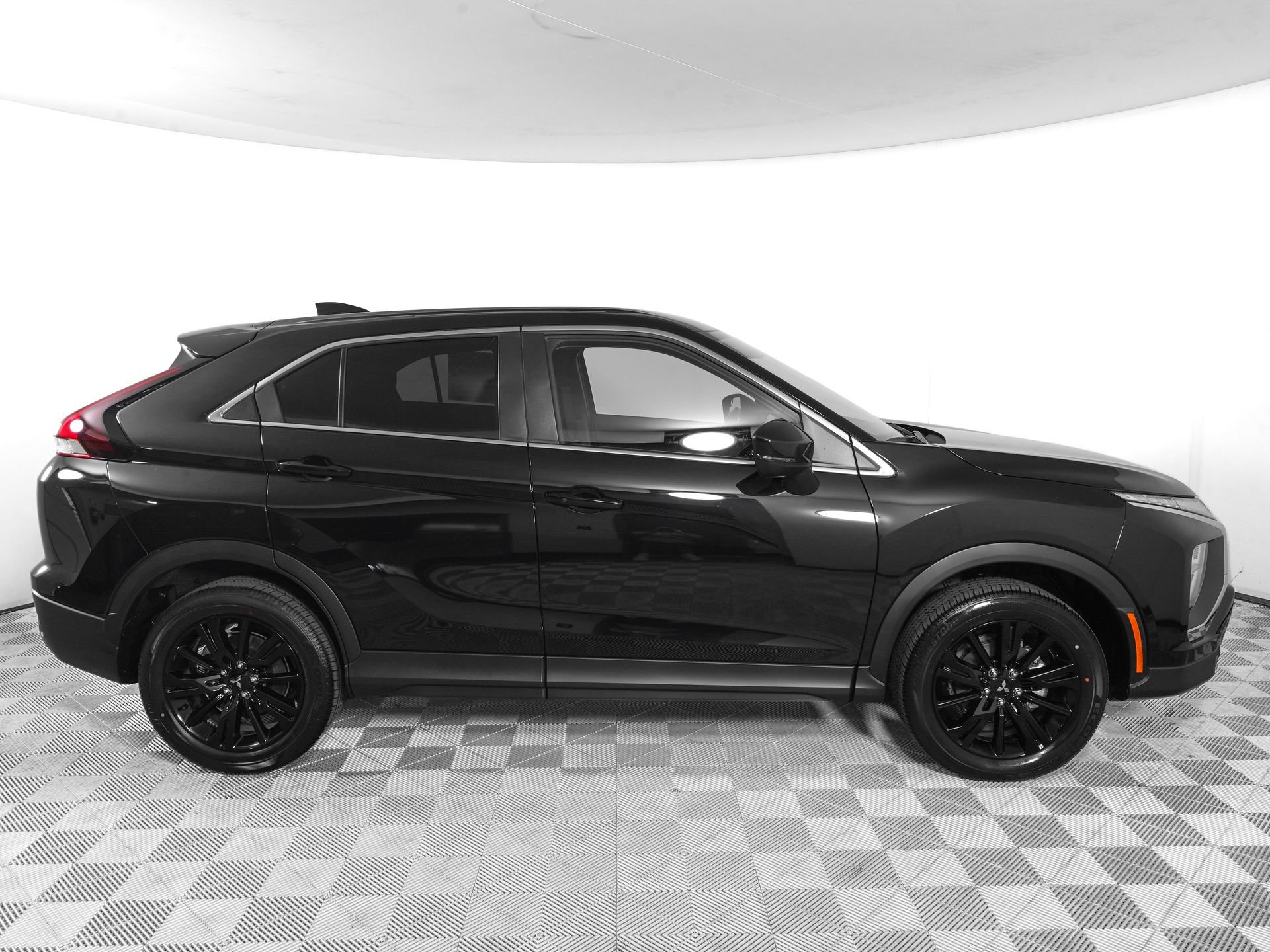 New 2026 Mitsubishi Eclipse Cross LE AWD/4WD image 5
