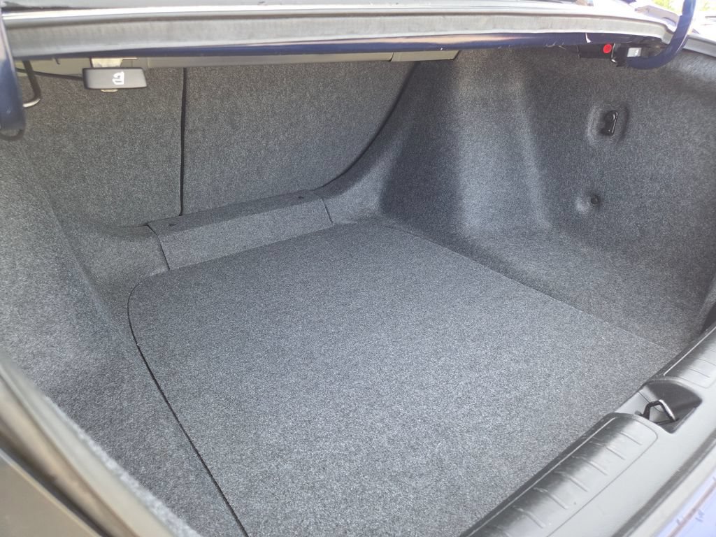 Used 2018 Honda Accord EX-L image 27