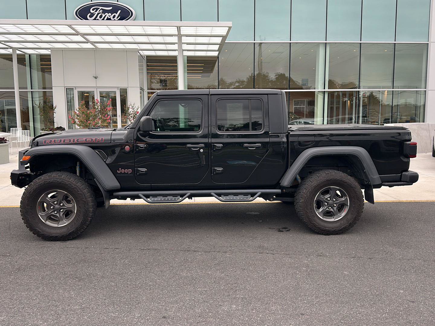 Used 2020 Jeep Gladiator Rubicon AWD/4WD image 8