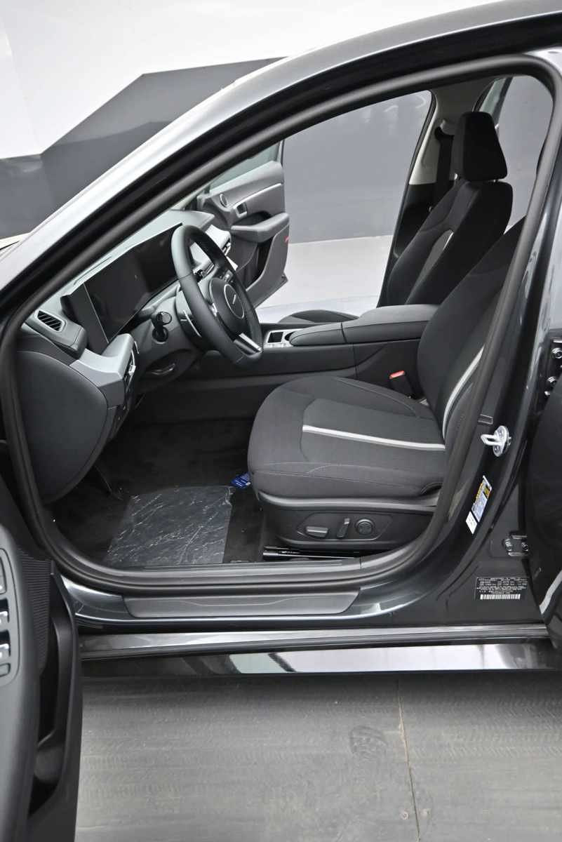 New 2026 Hyundai Sonata SEL FWD image 16