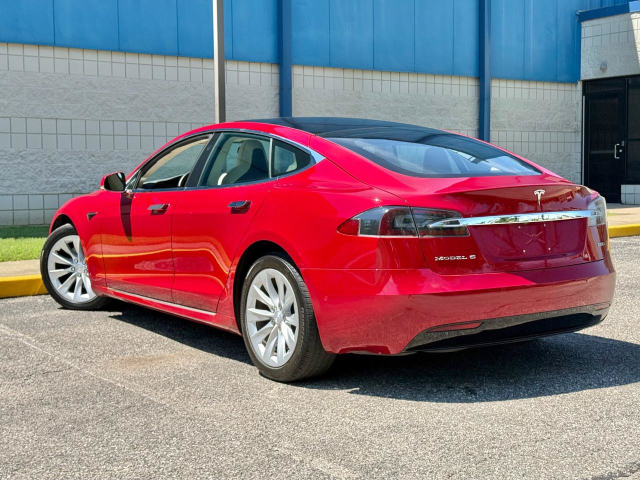 Used 2018 Tesla Model S 100D AWD/4WD image 5
