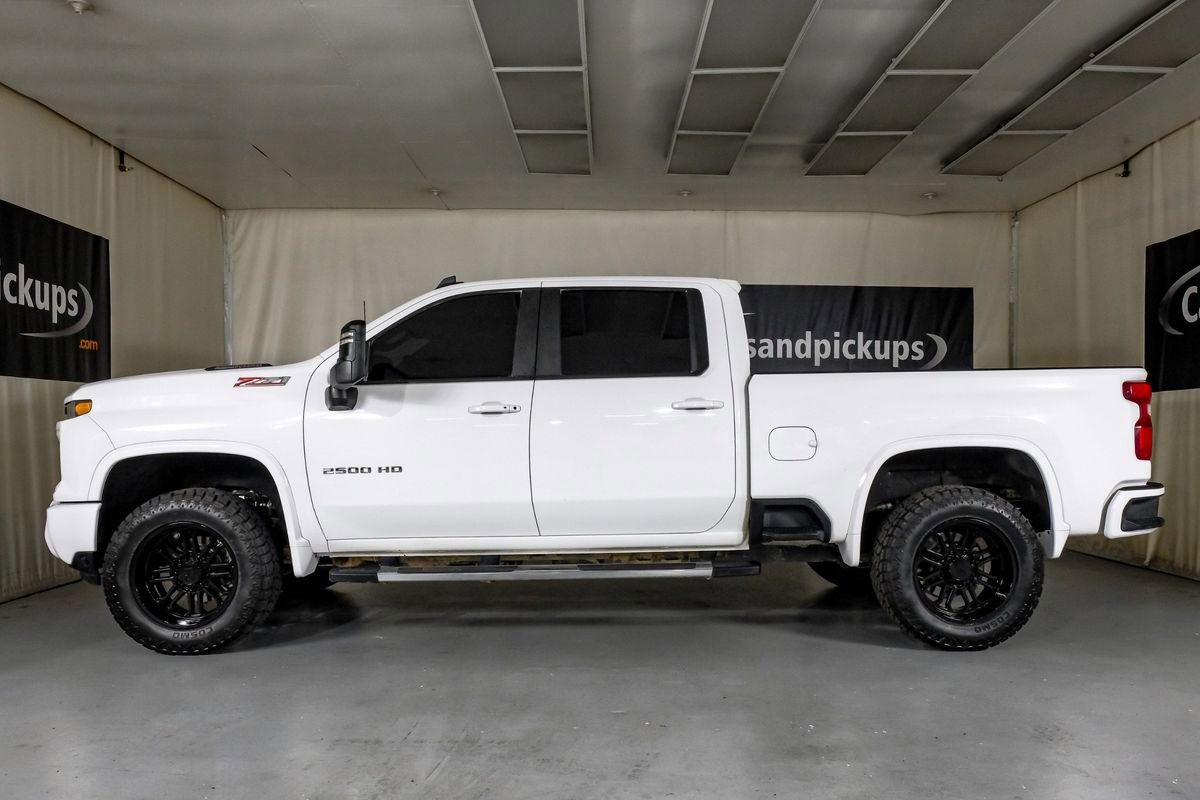 Used 2024 Chevrolet Silverado 2500 LT AWD/4WD image 12
