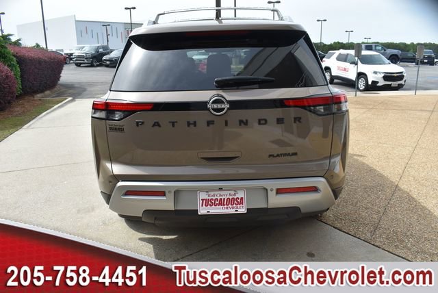 Used 2024 Nissan Pathfinder Platinum FWD image 8