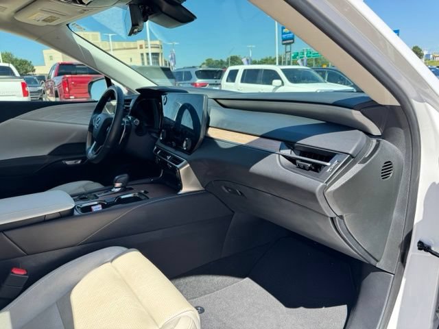 Used 2023 Lexus RX 350 w/ Cold Area Package AWD/4WD image 11