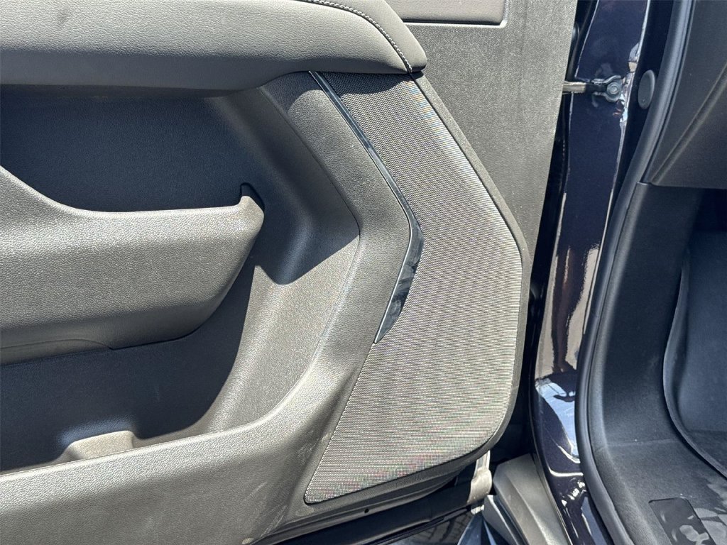 New 2026 Chevrolet Suburban LS RWD image 20
