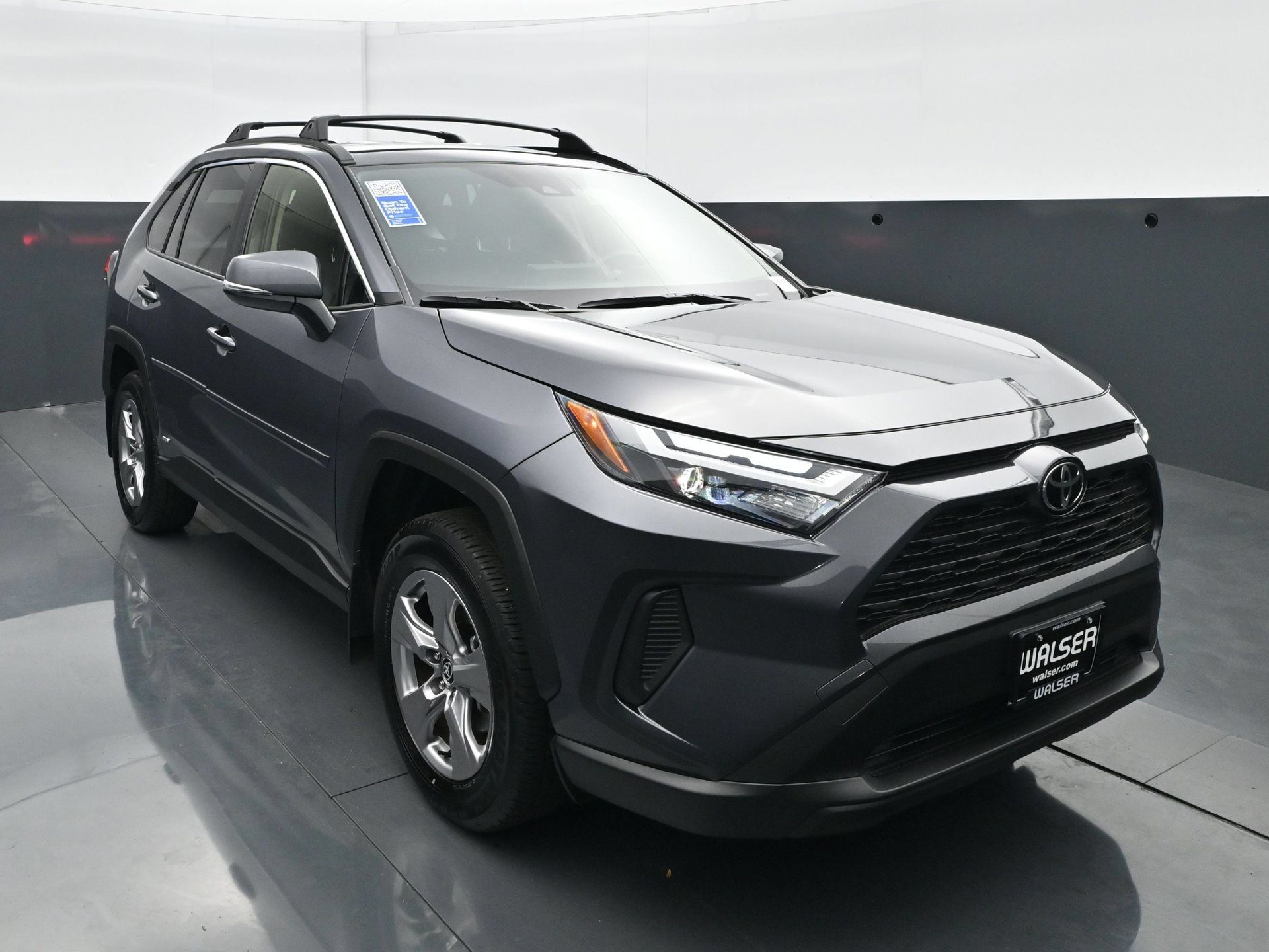 Used 2025 Toyota RAV4 LE AWD/4WD image 11