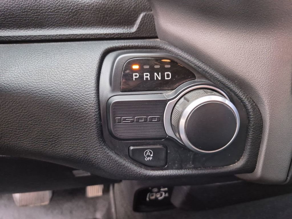 Used 2020 RAM 1500 Big Horn RWD image 32