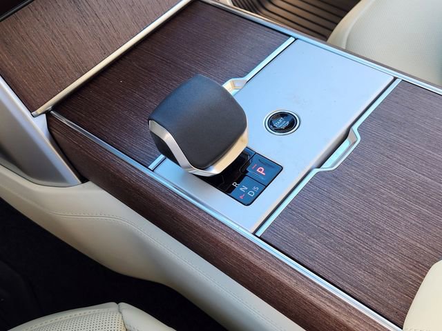 New 2026 Land Rover Range Rover SE image 14