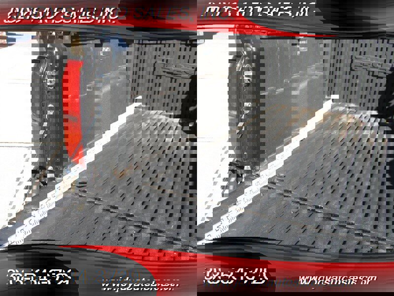 Used 2024 Toyota Tacoma TRD Off-Road image 34