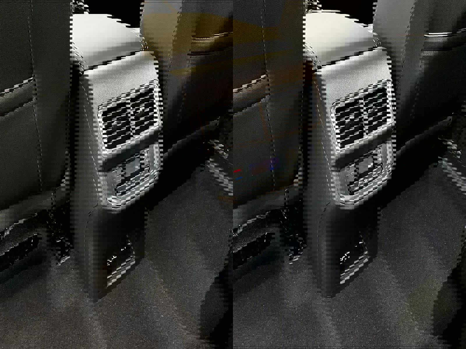 New 2026 Volkswagen Atlas SE image 16