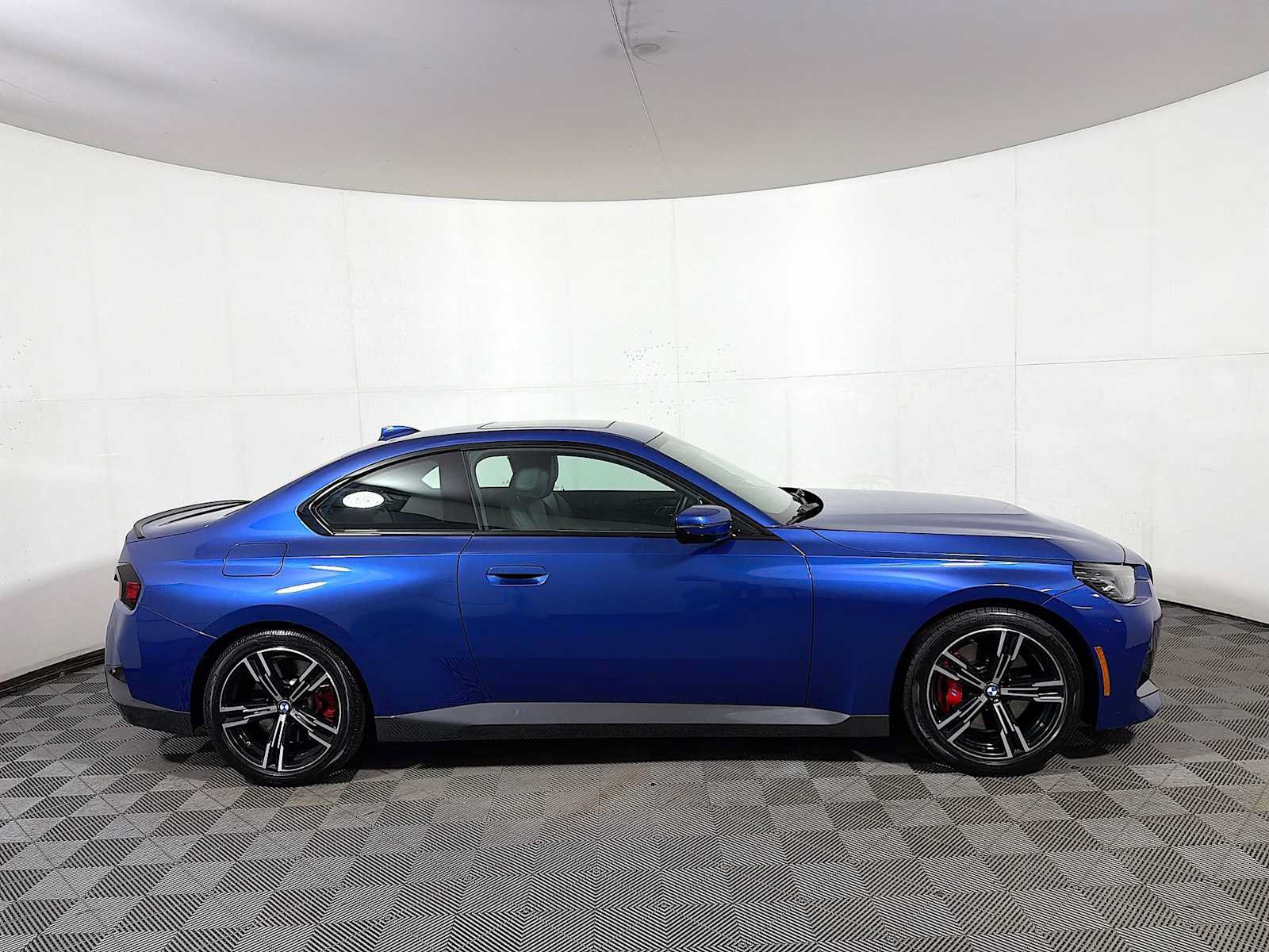 Used 2022 BMW 230i Coupe w/ Premium Package 2 RWD image 7