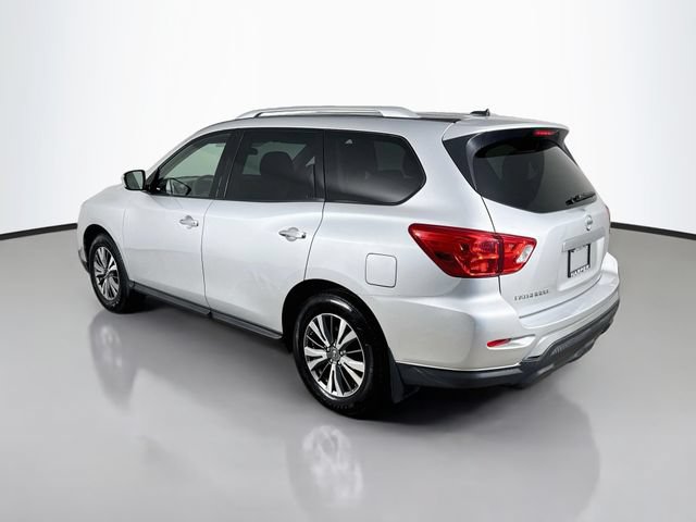 Used 2018 Nissan Pathfinder S FWD image 10