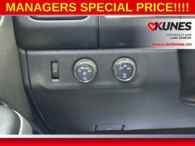 Used 2016 Chevrolet Colorado LT w/ Luxury Package, Chrome AWD/4WD image 41