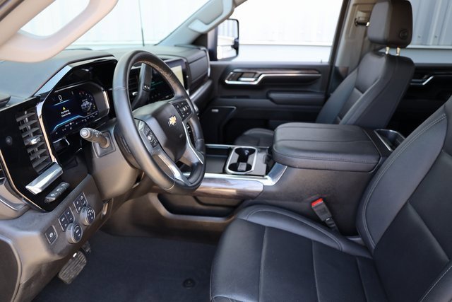 Certified 2024 Chevrolet Silverado 3500 LTZ w/ LTZ Premium Package image 11