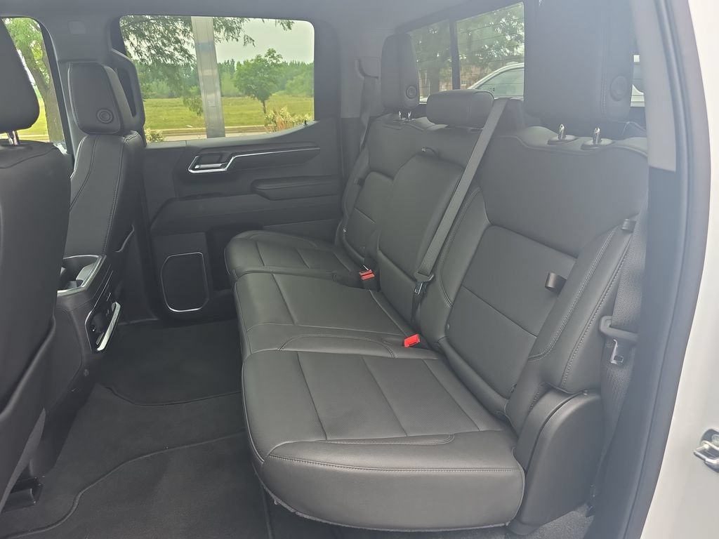 Certified 2024 GMC Sierra 1500 SLT w/ SLT Convenience Package AWD/4WD image 29