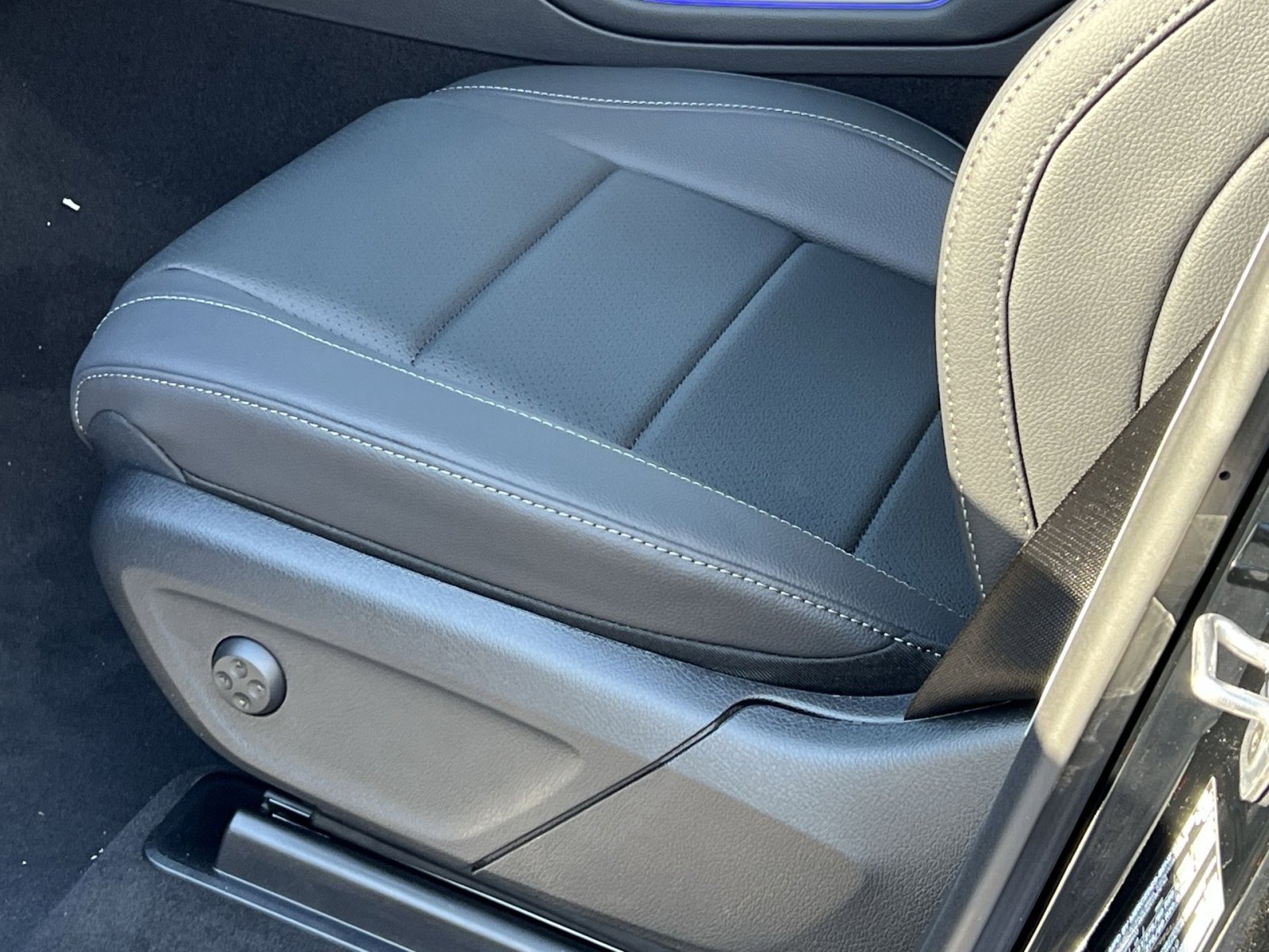 New 2026 Mercedes-Benz GLE 350 4MATIC image 12