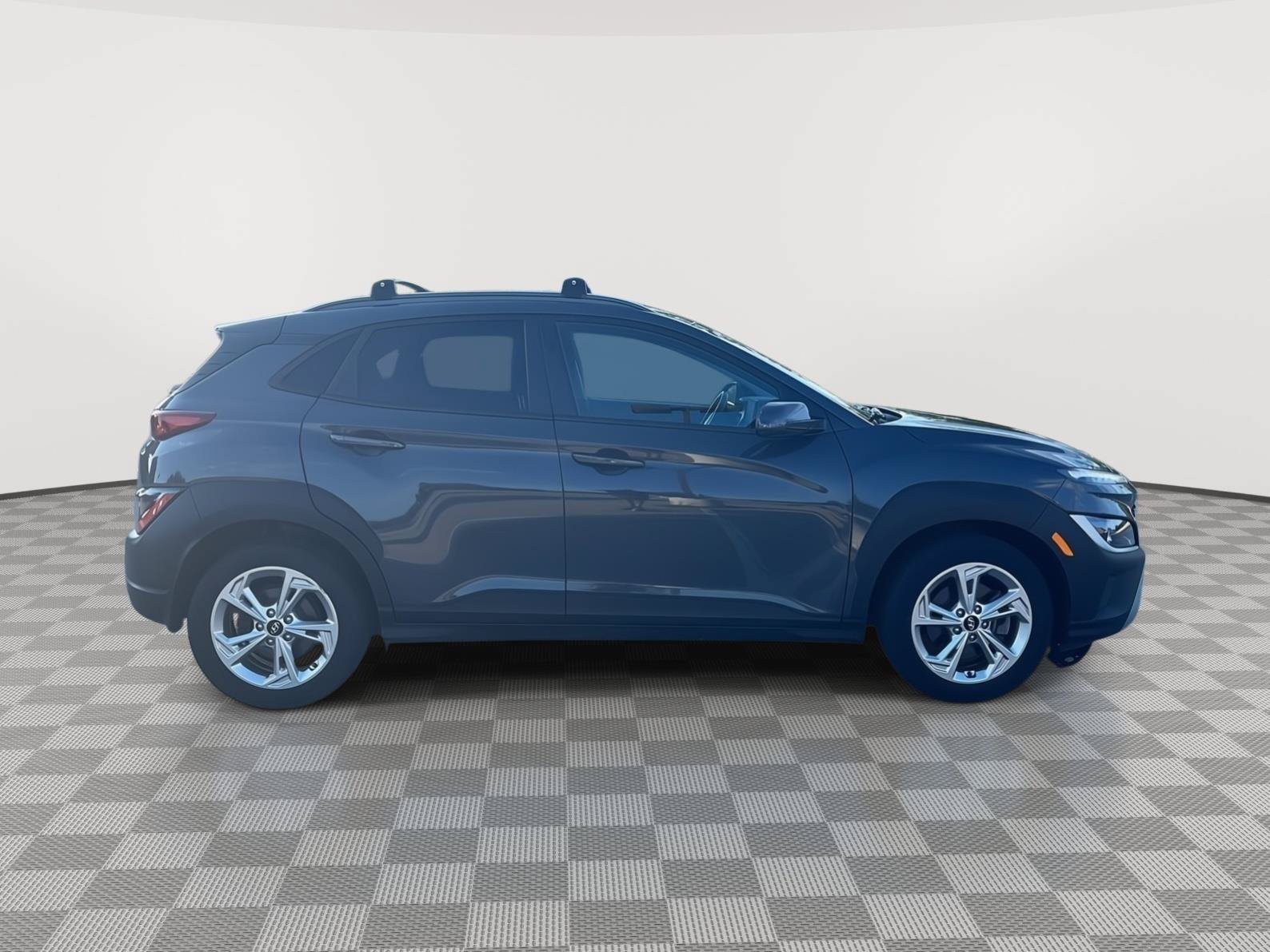 Certified 2023 Hyundai Kona SEL w/ Convenience Package AWD/4WD image 4