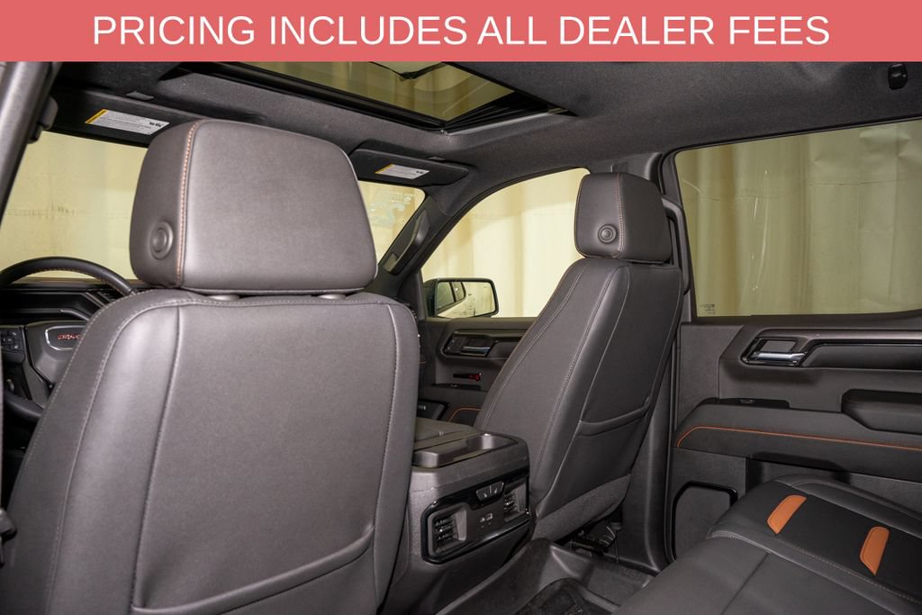 Used 2023 GMC Sierra 1500 AT4 w/ AT4 Preferred Package AWD/4WD image 10