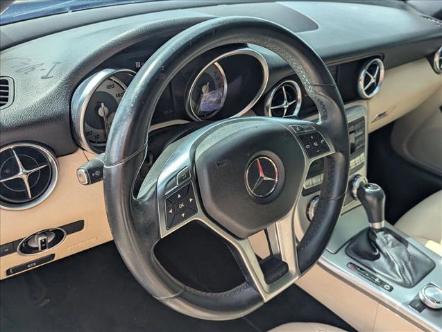 Used 2013 Mercedes-Benz SLK 250 image 11