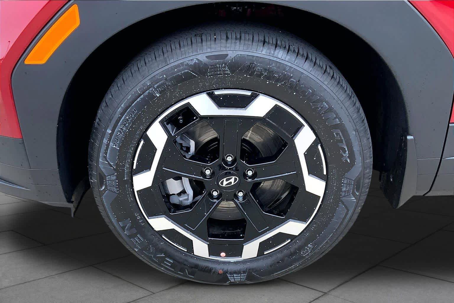 Certified 2026 Hyundai Santa Fe SEL FWD image 11