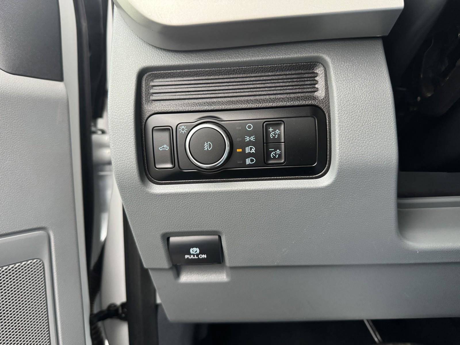 Used 2024 Ford F250 XLT w/ FX4 Off-Road Package image 19